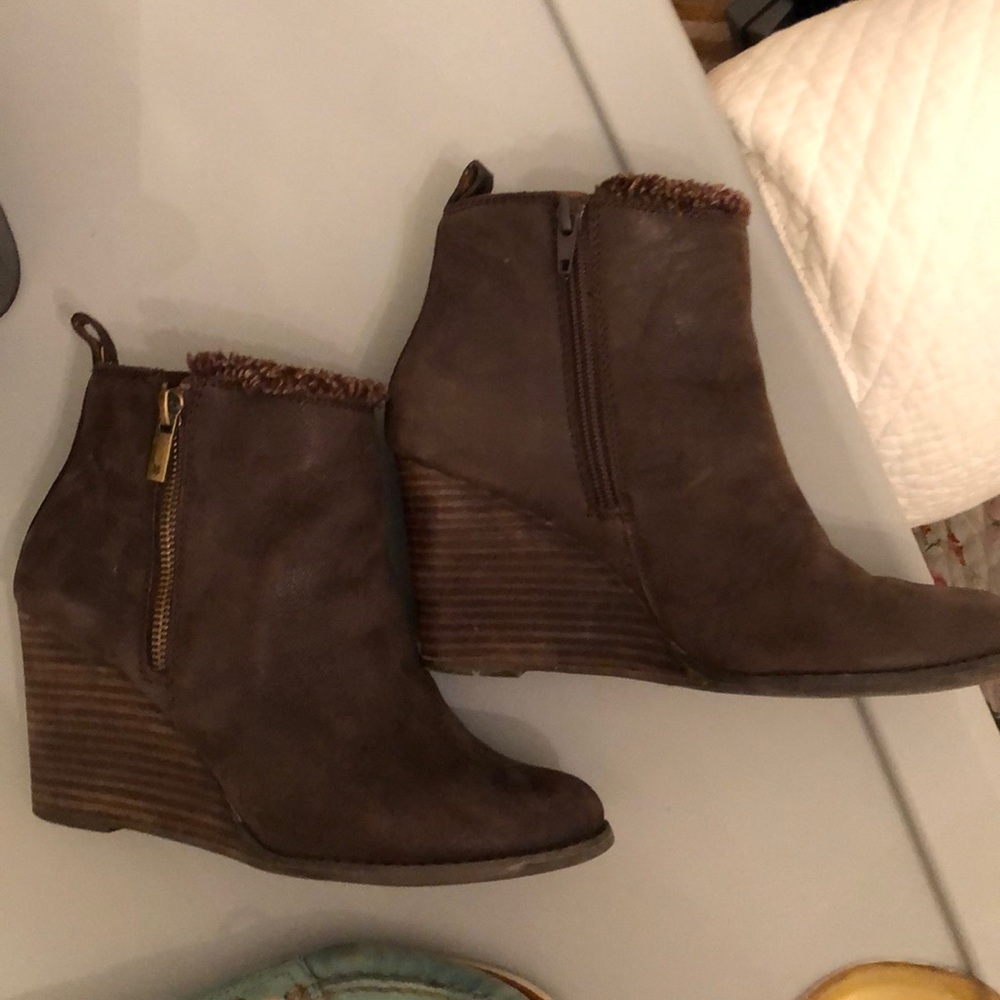 Lucky Brand Booties - Picture 2 of 7